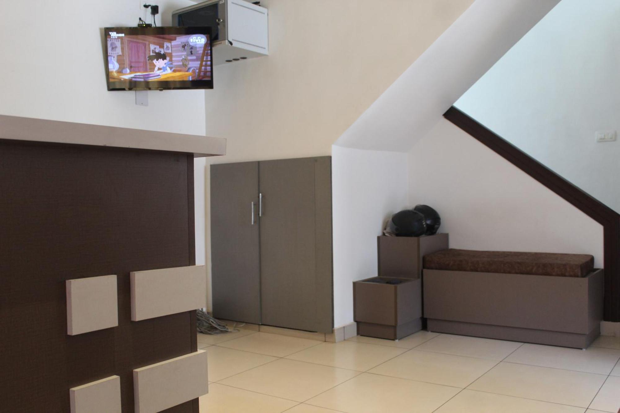 Anna Hotel Тривандрум Экстерьер фото